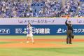 神奈川県出身の歌手・門松みゆきが始球式に登場　２０