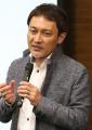 年齢を「課題」から「可能性」へ 次世代シニアのロー 年齢を「課題」から「可能性」へ 次世代シニアのロー