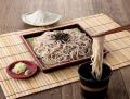 “ここでしか買えない惣菜”を拡充し、成長を加速　麺の