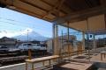 山梨県富士吉田市に”鉄道グッズ自動販売機が登場”！～