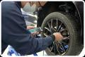 タイヤ脱着せずにブレーキパッド残量を手軽に可視化、
