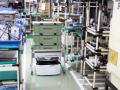 狭い通路の台車搬送をそのまま自動化、国産AMR新製品 狭い通路の台車搬送をそのまま自動化、国産AMR新製品