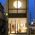 消滅の危機に瀕する日本の養蚕業を「シルク肌ケア」で