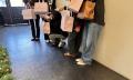 【1,300人に聞きました】顧客アンケート「大切な人に