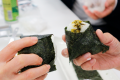 利用者の食育体験から、米の消費拡大につなげる「おに