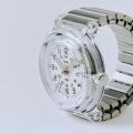 指に着ける時計。『TIMEX（タイメックス）』、「Campe