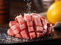 牛タンも蟹も鰻も食べ放題！【カルビ一丁】30周年を記