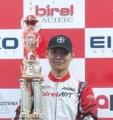 外国語学部2年生 宮崎琉、雨中の激戦を制してカート国 外国語学部2年生 宮崎琉、雨中の激戦を制してカート国