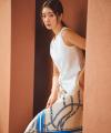 【ANAYI】宮本茉由が纏う最新コレクションページを公