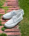 国内ではDOORSのみの限定展開。Vansからスタイリッシ