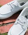 国内ではDOORSのみの限定展開。Vansからスタイリッシ