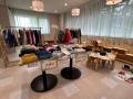 新オフィスで従業員参加型「服のバトンタッチ会」開催 新オフィスで従業員参加型「服のバトンタッチ会」開催