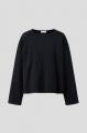 H&M Atelierから、流麗なシルエットと旅の記憶を映し H&M Atelierから、流麗なシルエットと旅の記憶を映し