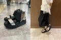 【阪急うめだ本店】スニーカー派のための夏の足元提案