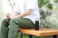 暑い日のおでかけに、5色の“ひんやり相棒”携帯用氷の