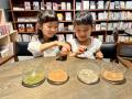 この夏、旅館が美術館になる。親子で楽しむ「館内アー