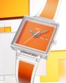 新しいスクエアの世界：Swatch が WHAT IF…JELLY? コ