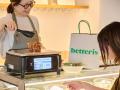 東京・自由が丘にオープンするカフェ＆デリ「better i