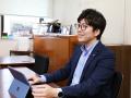 ビッグホリデー、100年企業に向けたトップ対談をutf-8
