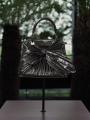 【Dior】エキシビション ”Grammar of Forms(フォルム