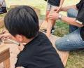 端材が、海辺のベンチに変わる。アイジースタイルハウ 端材が、海辺のベンチに変わる。アイジースタイルハウ