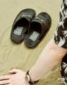 「AVIREX」とサンダルブランド「ISLAND SLIPPER」との