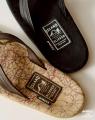 「AVIREX」とサンダルブランド「ISLAND SLIPPER」との