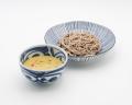 十割そばをワンコインから提供する「十割蕎麦専門店 1