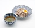 十割そばをワンコインから提供する「十割蕎麦専門店 1
