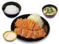 【松のや】希少なヒレ肉を一本揚げ　「国産雪国育ち丸