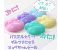 初回発売分が即完売！シールなのにぷにぷに触れる新感
