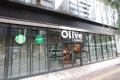 銀行・カフェが一体となった新しい店舗「Olive LOUNGE