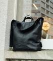 ATTITU、軽量な撥水レザーを採用した新作バッグ2型を