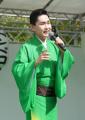 三刀流歌手・彩青が東京・富岡八幡宮例大祭で歌唱ステ 三刀流歌手・彩青が東京・富岡八幡宮例大祭で歌唱ステ