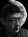 多くの劇伴音楽を手掛ける作曲家「山下康介」によるピ 多くの劇伴音楽を手掛ける作曲家「山下康介」によるピ