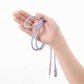 手触りがよく、絡みにくいシリコン素材を採用！USB-IF