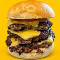 黒毛和牛100％からトレンドのスマッシュバーガーまで
