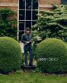 JIMMY CHOO、英国のカントリーサイドから着想を得たオ JIMMY CHOO、英国のカントリーサイドから着想を得たオ