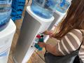 会場内のサーモスブースで「給水スポット」を設置 マ 会場内のサーモスブースで「給水スポット」を設置 マ