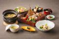 全5種の松茸尽くし！香り高い釜炊き御飯など、五感で