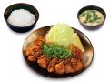 【松のや】酸味と香味でガツンと旨い！　「油淋鶏定食