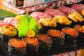 ウニ・いくら・大トロ含む高級寿司50品食べ放題が3,90