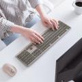 マルチ接続対応の充電式薄型ワイヤレスキーボード発売