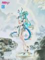 「青龍」をモチーフにアレンジされた「初音ミク」がフ