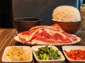 【日本一のコスパ!?】牛カルビ500g×特盛りご飯で総重