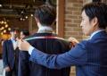 既製服の人気モデルを、自分のサイズで。ONLYのテーラ