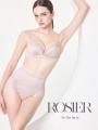 小嶋陽菜がプロデュースする「ROSIER by Her lip to」