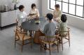 普段使いから来客まで対応する“伸長式テーブル”登場！