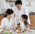 初めての「ごはん」は親子いっしょに　離乳食卒業後の
