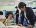 夏休みは209人が「おしごと体験」 実機を使い宅配の 夏休みは209人が「おしごと体験」 実機を使い宅配の